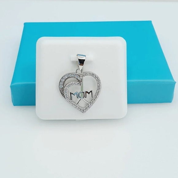 925 Sterling Silver CZ Beautiful Mom Pendant for Women, 1USPAR4089 - Picture 8 of 11